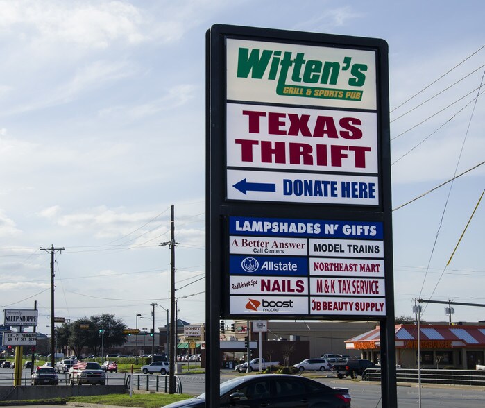 More Photos Of 1113 W Pipeline Rd, Hurst Unknown For Lease