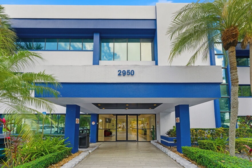 Primary Photo Of 2950 W Cypress Creek Rd, Fort Lauderdale Office For Lease