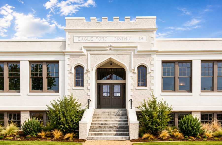 Primary Photo Of 1601 Chalk Hill Rd, Dallas Loft Creative Space For Sale