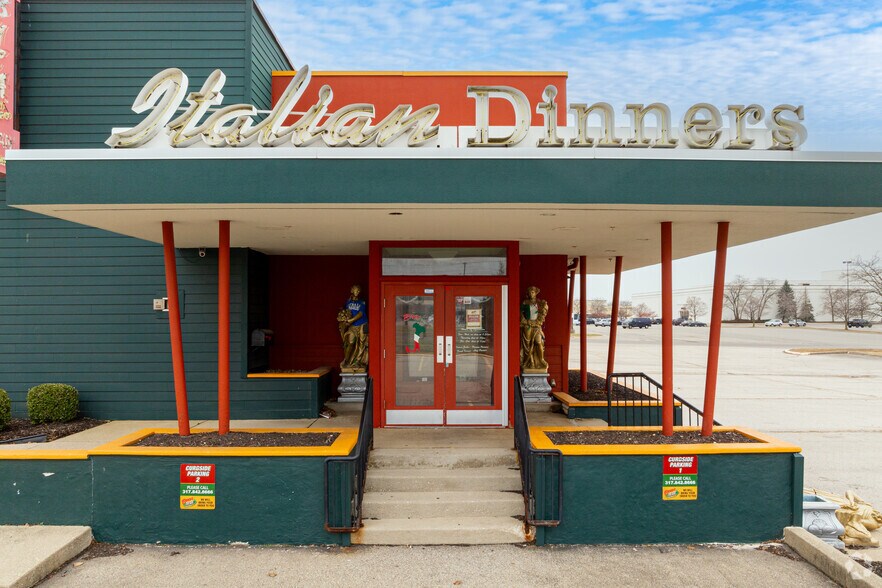 More Photos Of 6045 E 86th St, Indianapolis Restaurant For Sale