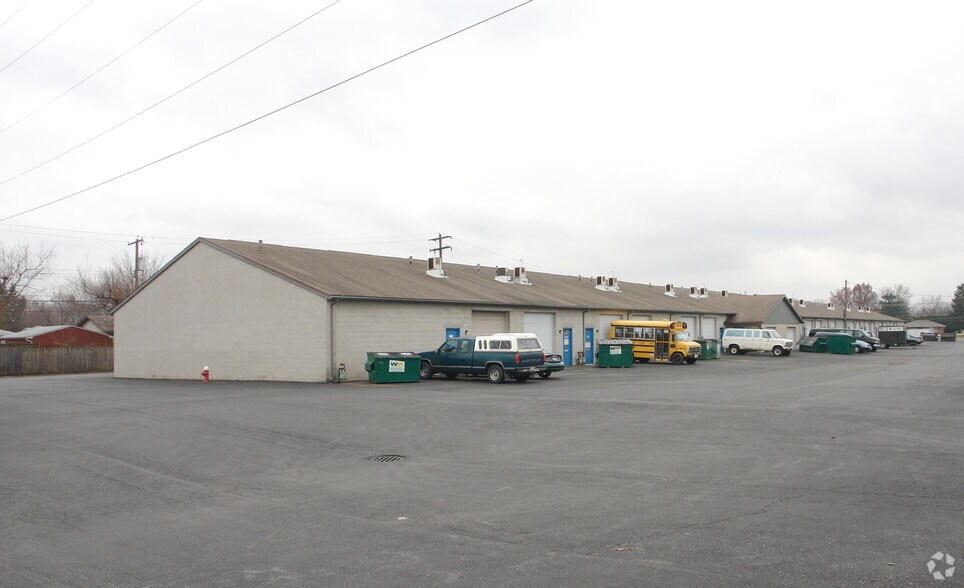 Primary Photo Of 3723-3871 April Ln, Columbus Light Distribution For Lease