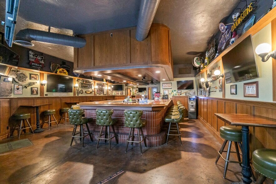 More Photos Of 2158-2160 Lomita Blvd, Lomita Storefront For Sale