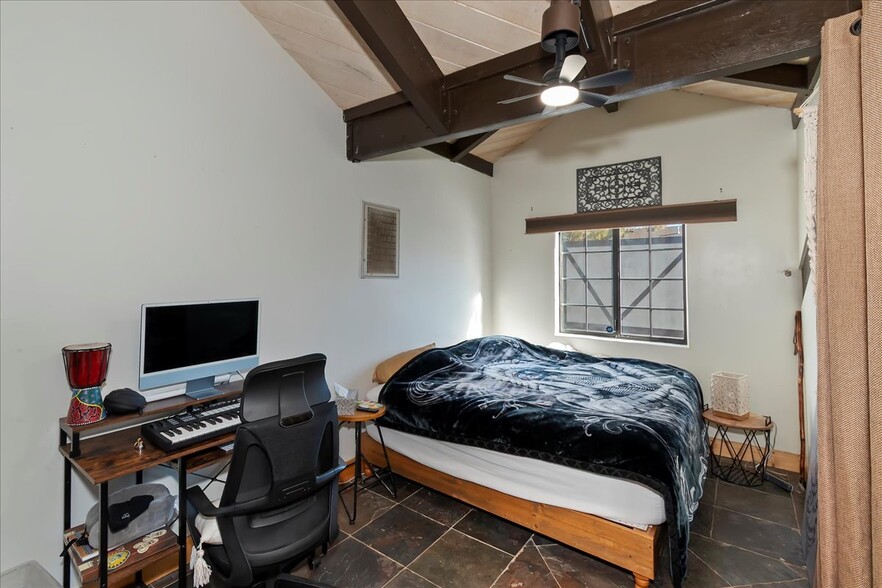 More Photos Of 40716 Village Dr, Big Bear Lake Freestanding For Sale