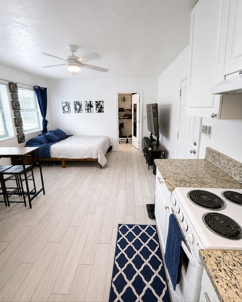 More Photos Of 117 N 5th St, Fort Pierce Office Residential For Sale