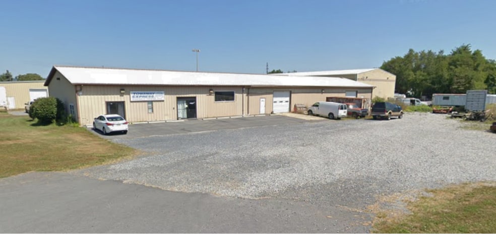 Primary Photo Of 18 Brenneman Cir, Mechanicsburg Industrial For Lease