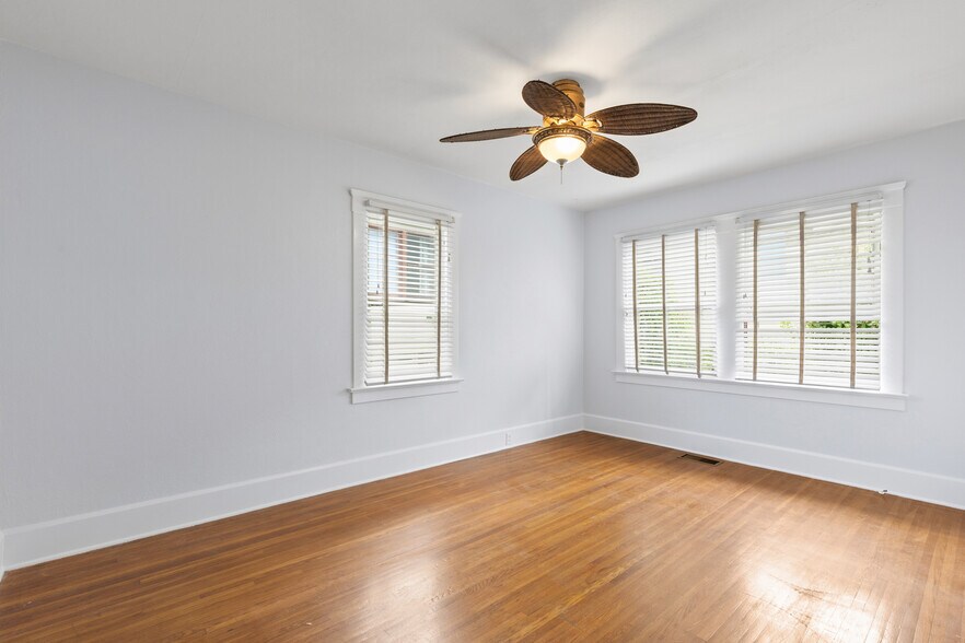 More Photos Of 642 Torrance St, San Diego Apartments For Sale