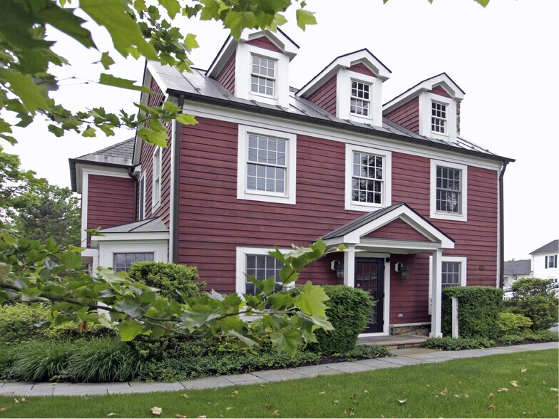 More Photos Of 271 US-202, Pluckemin Freestanding For Sale