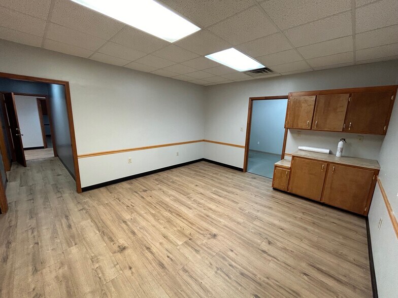 More Photos Of 507 Dynamic Dr, Garner Warehouse For Sale