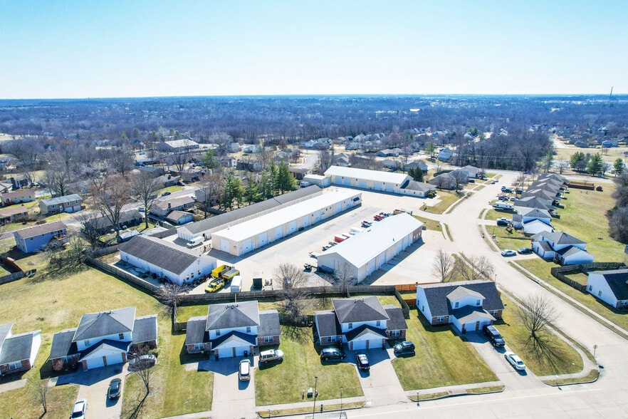 More Photos Of 4300 Bold Venture Dr, Columbia Service For Lease