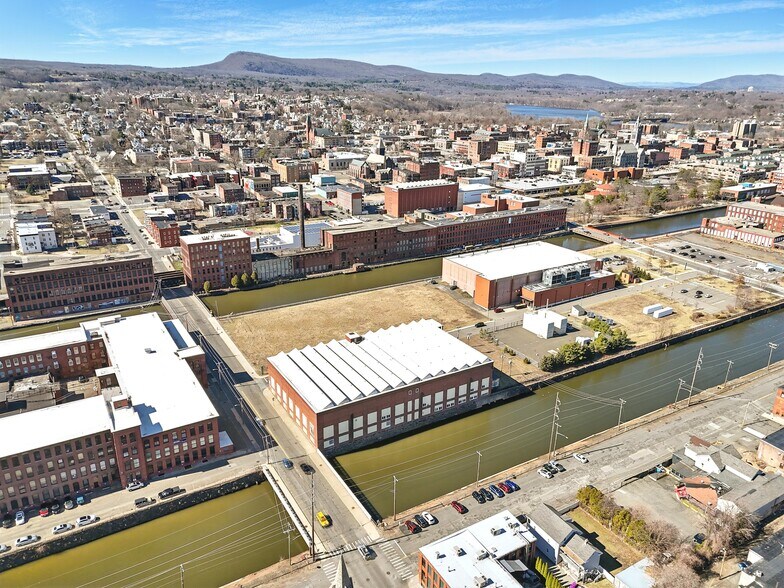 More Photos Of 1 Bigelow St, Holyoke Industrial For Sale
