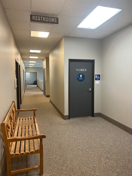 More Photos Of 1695 San Jacinto Ave, San Jacinto Medical For Lease