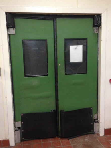 More Photos Of 115 Davis Cir SW, Marietta Food Processing For Lease