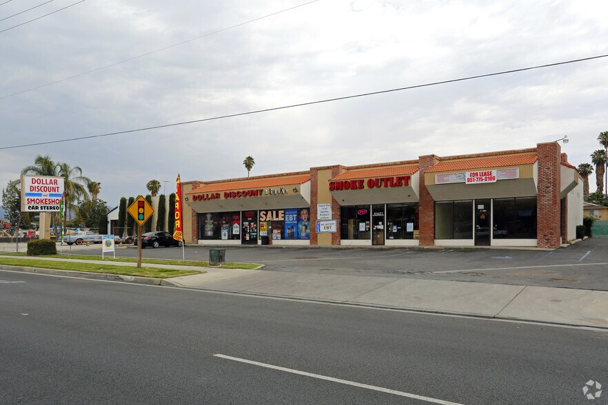 More Photos Of 41615-41627 E Florida Ave, Hemet Freestanding For Lease
