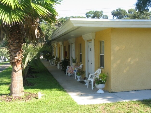 More Photos Of 4851 US Highway 17, De Leon Springs Hotel For Sale