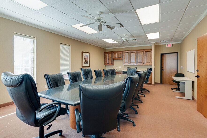 More Photos Of 3541 Teasley Ln, Denton Office For Lease