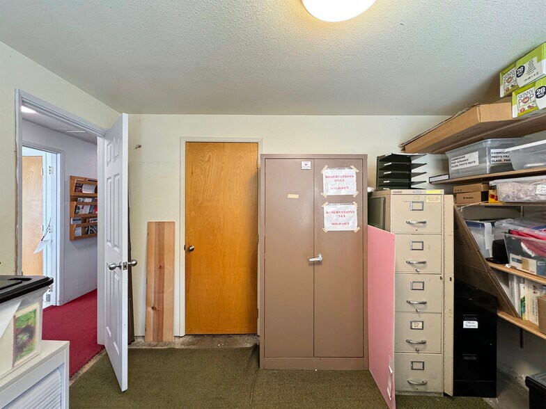 More Photos Of 2503 Washington Street, Port Townsend Specialty For Sale