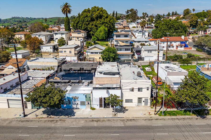 More Photos Of 4565 Valley Blvd, Los Angeles Manufacturing For Sale