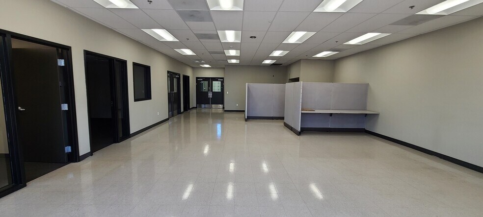 More Photos Of 1935 Vista Ave SE, Salem Industrial For Sale