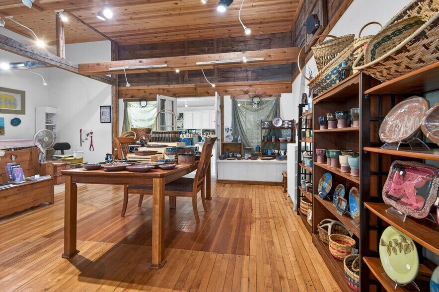 More Photos Of 12030 Garrett Bay Rd, Ellison Bay Storefront Retail Residential For Sale