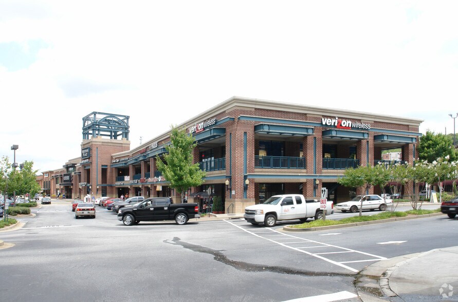More Photos Of 650 Ponce de Leon Ave NE, Atlanta General Retail For Lease