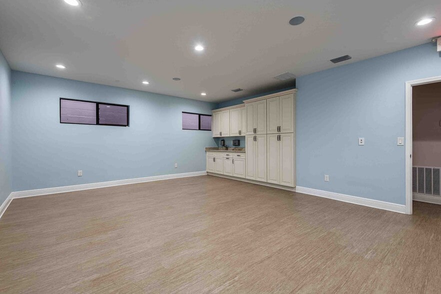 More Photos Of 4109 Armenia Ave, Tampa Medical For Sale