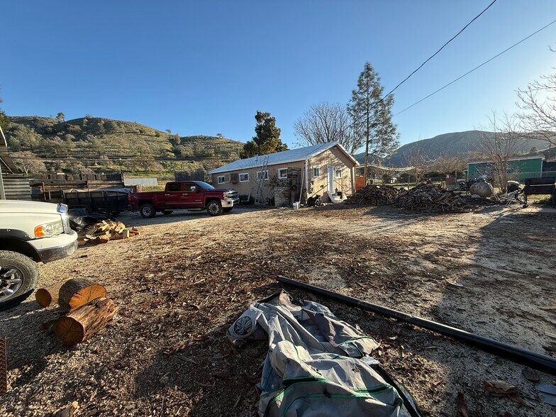 More Photos Of 3925 Lake Isabella Blvd, Bodfish General Retail For Sale