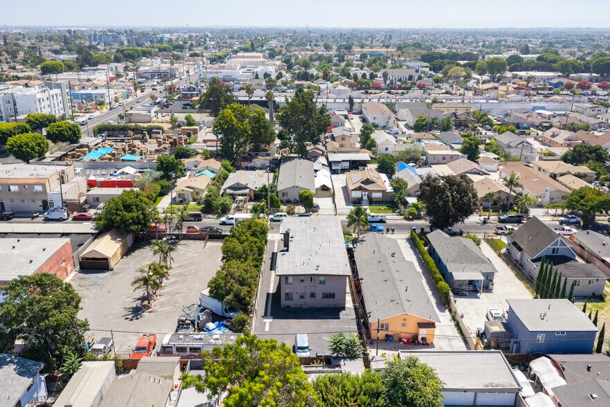 More Photos Of 1433 E 61st St, Los Angeles Apartments For Sale