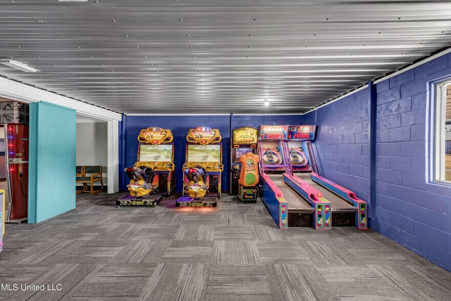 More Photos Of 6238 MS-198, Lucedale Specialty For Sale