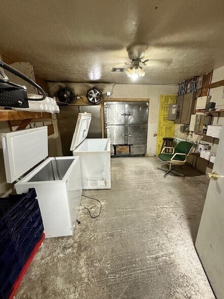 More Photos Of 1100 N York St, Muskogee Restaurant For Sale