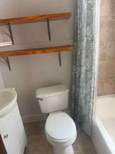 More Photos Of 51 Clark Pl, Columbus Multifamily For Sale