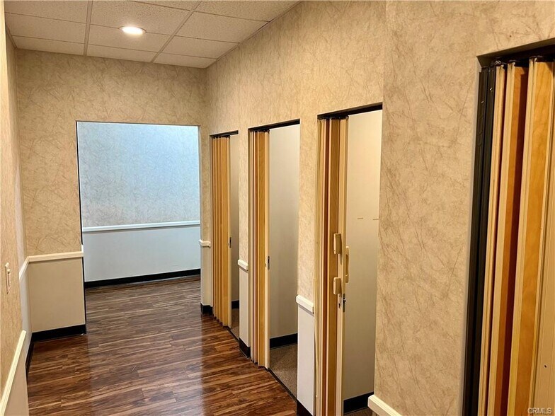 More Photos Of 175 E 9th St, Corona Medical For Lease
