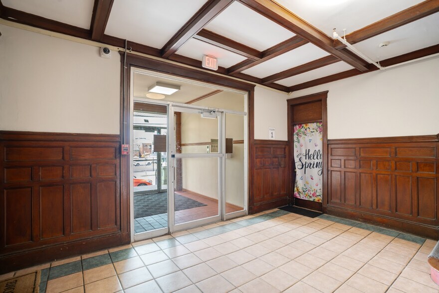 More Photos Of 16 Newhall St, Lynn Apartments For Sale