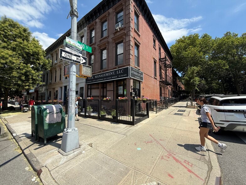 More Photos Of 459 6th Ave, Brooklyn Apartments For Lease