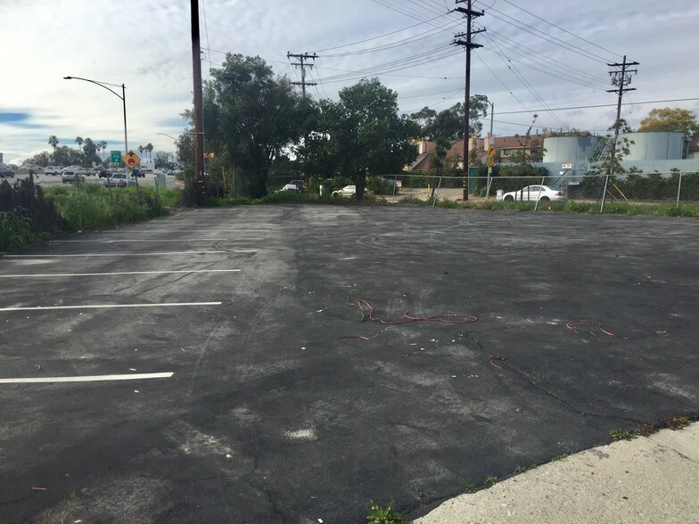 More Photos Of 530 E 33rd St, Long Beach Land For Lease