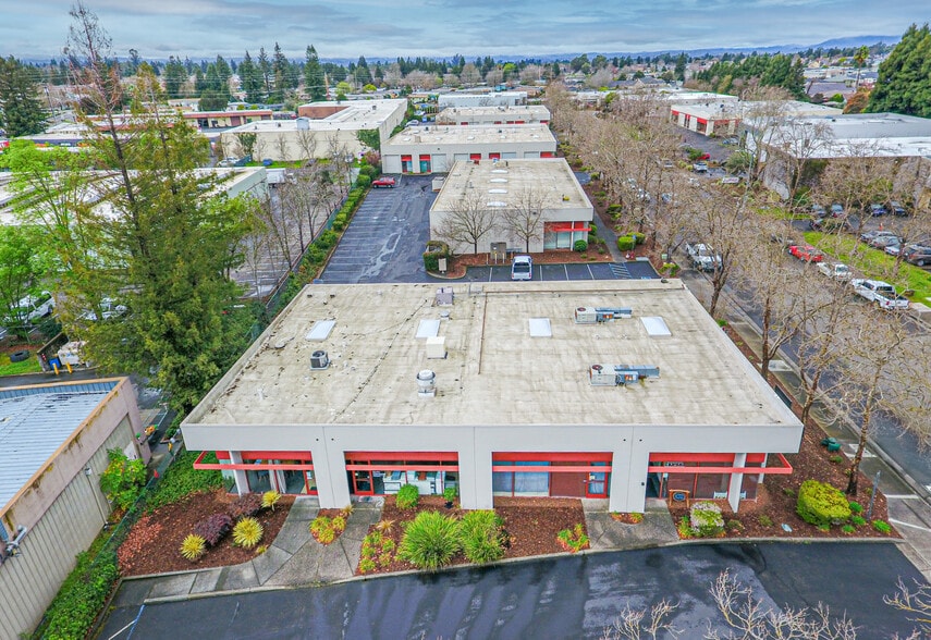 More Photos Of 1800 Empire Industrial Ct, Santa Rosa Flex For Sale