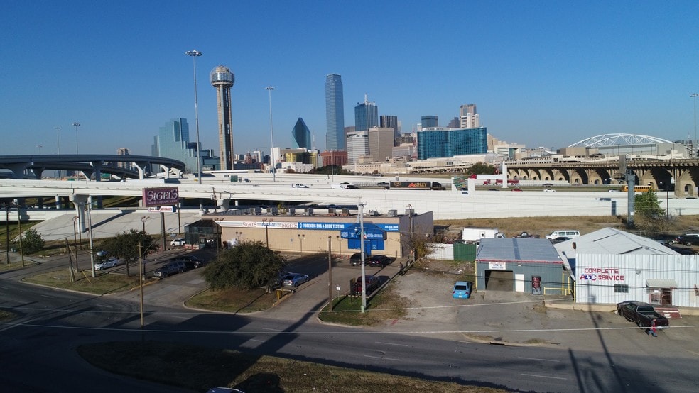 More Photos Of 525 S Riverfront Blvd, Dallas Restaurant For Lease