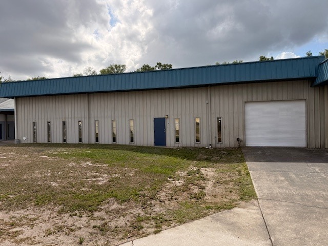 More Photos Of 2828 States St, Lakeland Warehouse For Lease