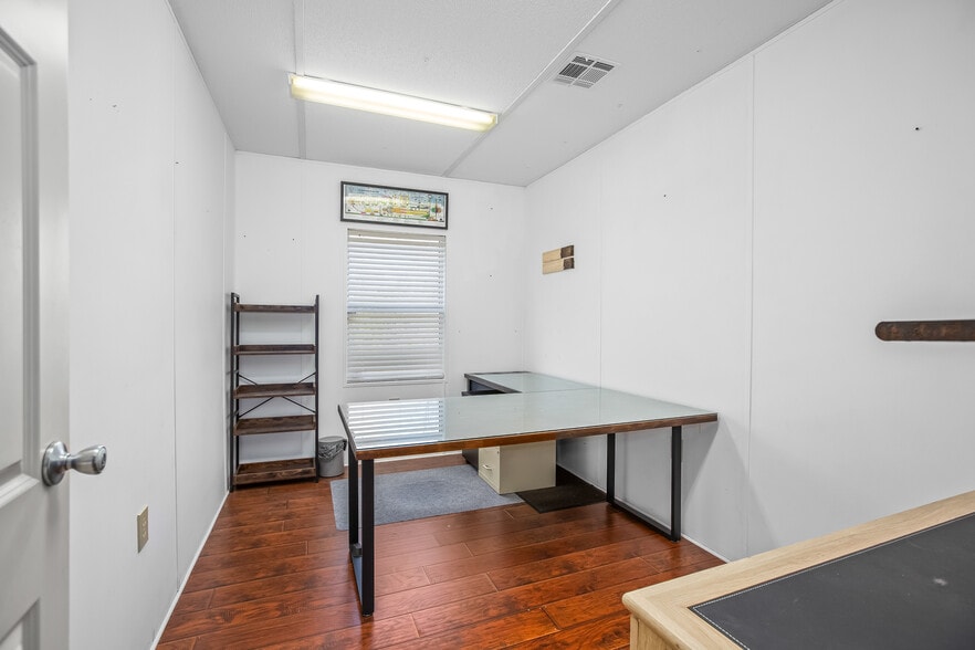 More Photos Of 1255 Mountainview Rd, King Religious Facility For Sale