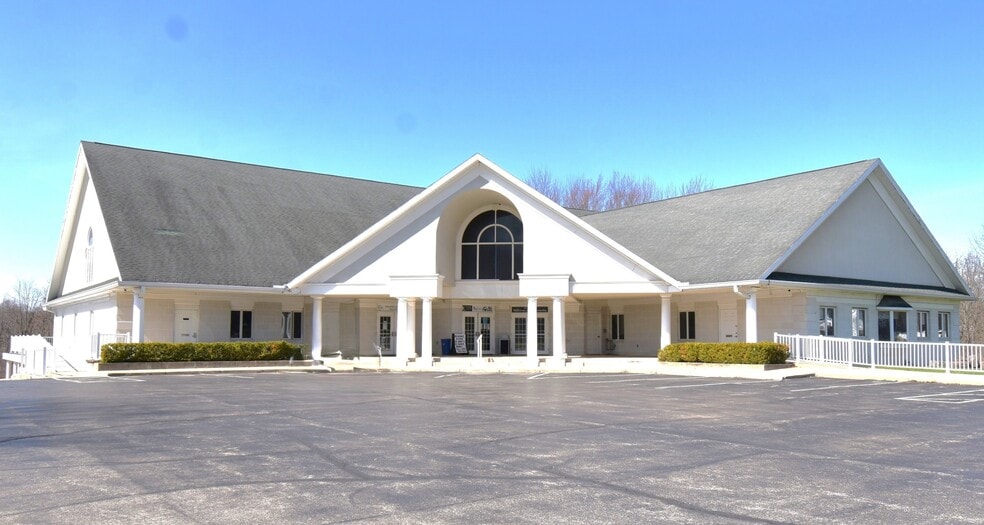 More Photos Of 972 Youngstown Kingsville Rd, Vienna Office For Sale