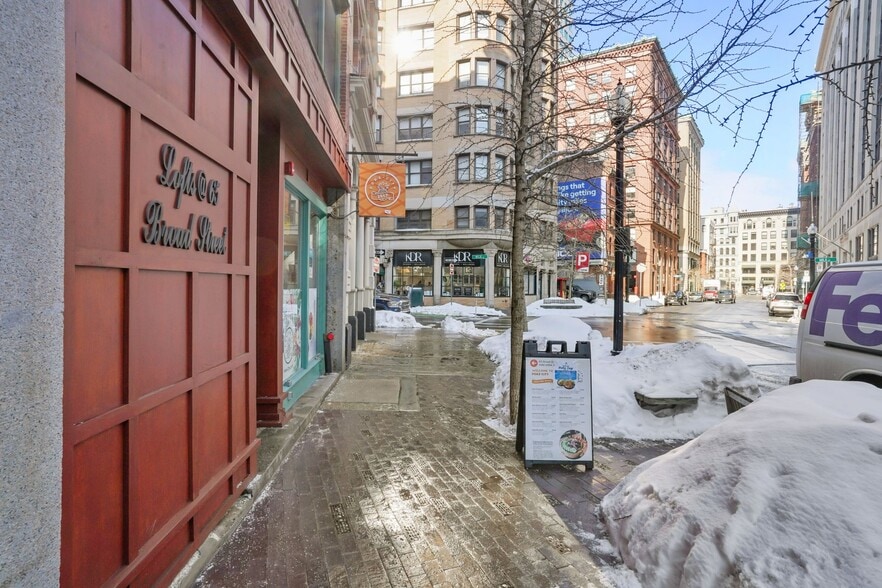 More Photos Of 63-65 Broad St, Boston Storefront Retail Residential For Sale