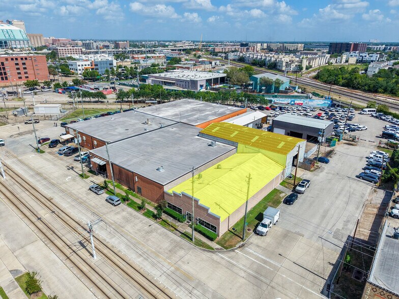 Primary Photo Of 2515 Texas Ave, Houston Warehouse For Sale
