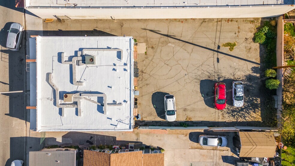 More Photos Of 261 E Base Line St, San Bernardino General Retail For Sale