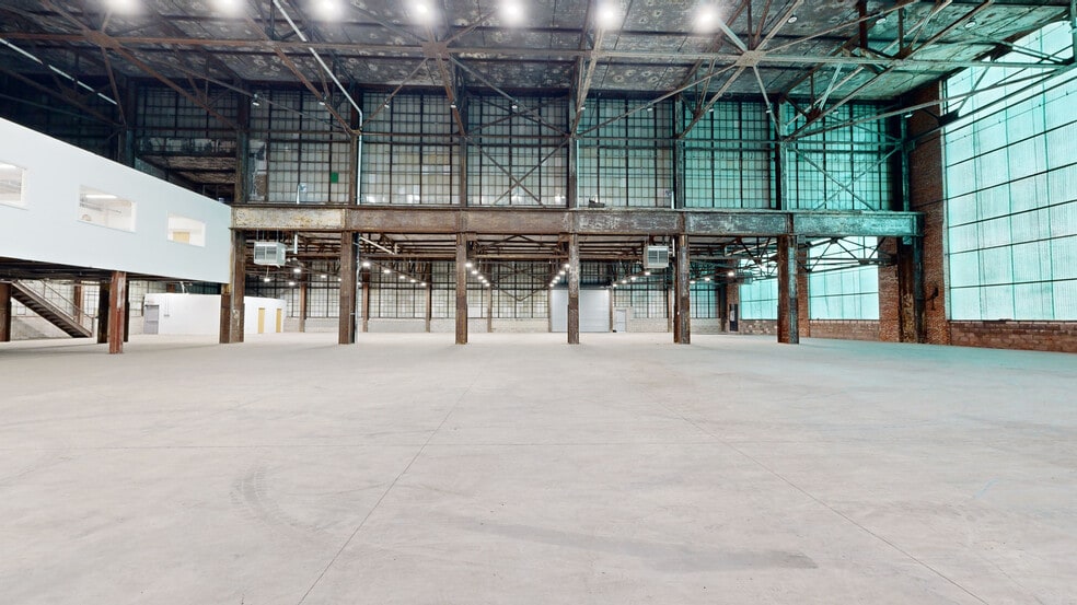 More Photos Of 297 Getty Ave, Paterson Warehouse For Lease