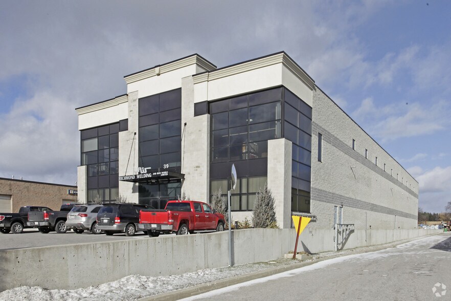 Primary Photo Of 39 Cardico Dr, Whitchurch-Stouffville Warehouse For Sale