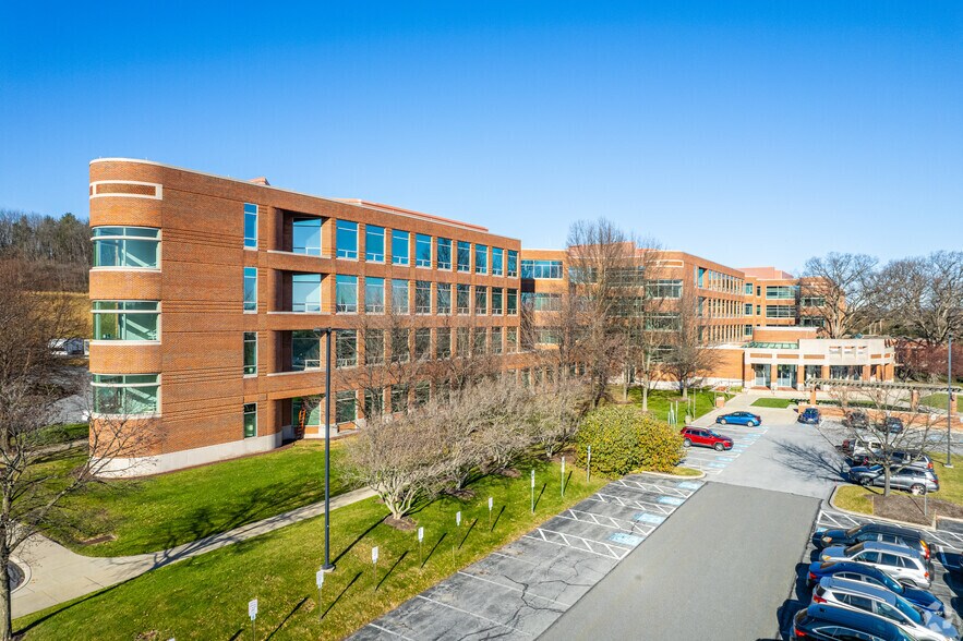 More Photos Of 1 Meridian Blvd, Wyomissing Office For Lease