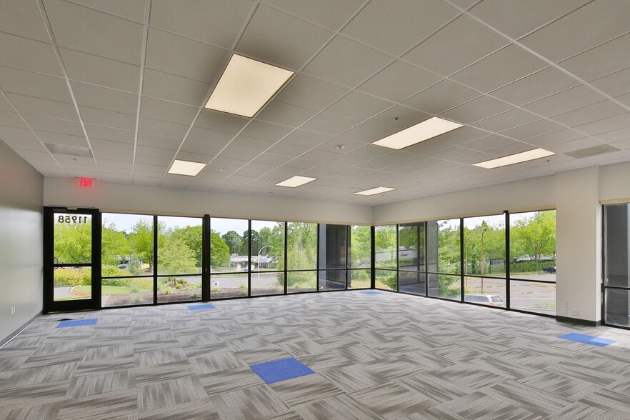 More Photos Of 12150-12180 SW Garden Pl, Tigard Unknown For Lease