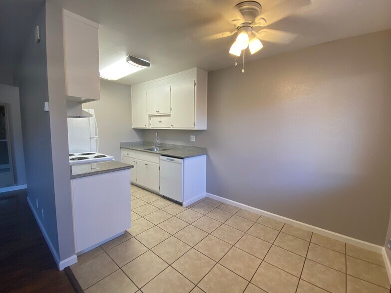 More Photos Of 20 E 16th St, Antioch Apartments For Sale