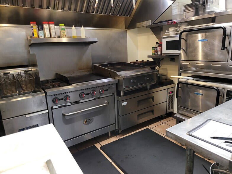 More Photos Of 9065 Pickerel Lake Rd, Pickerel Bar For Sale