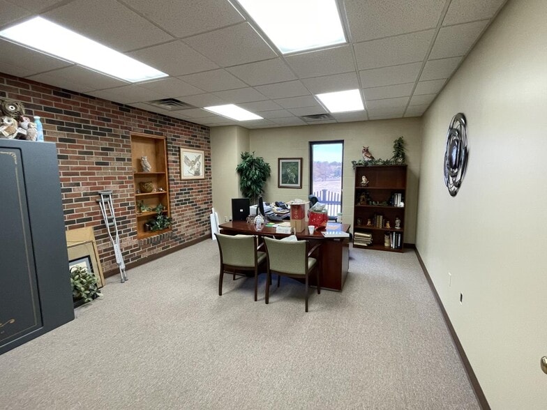 More Photos Of 6671 Shepherdsville Rd, Elizabethtown Warehouse For Lease