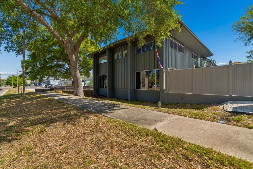 More Photos Of 1453 S Martin Luther King Jr Ave, Clearwater Warehouse For Sale